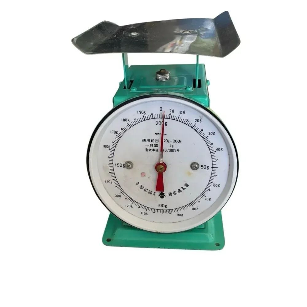 Vintage Iuchi Japanese Mechanical Kitchen Scale Mint Green Retro Decor 200g